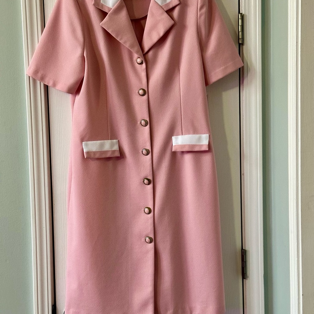 Chic Pink Button-Front Midi‎ Dress